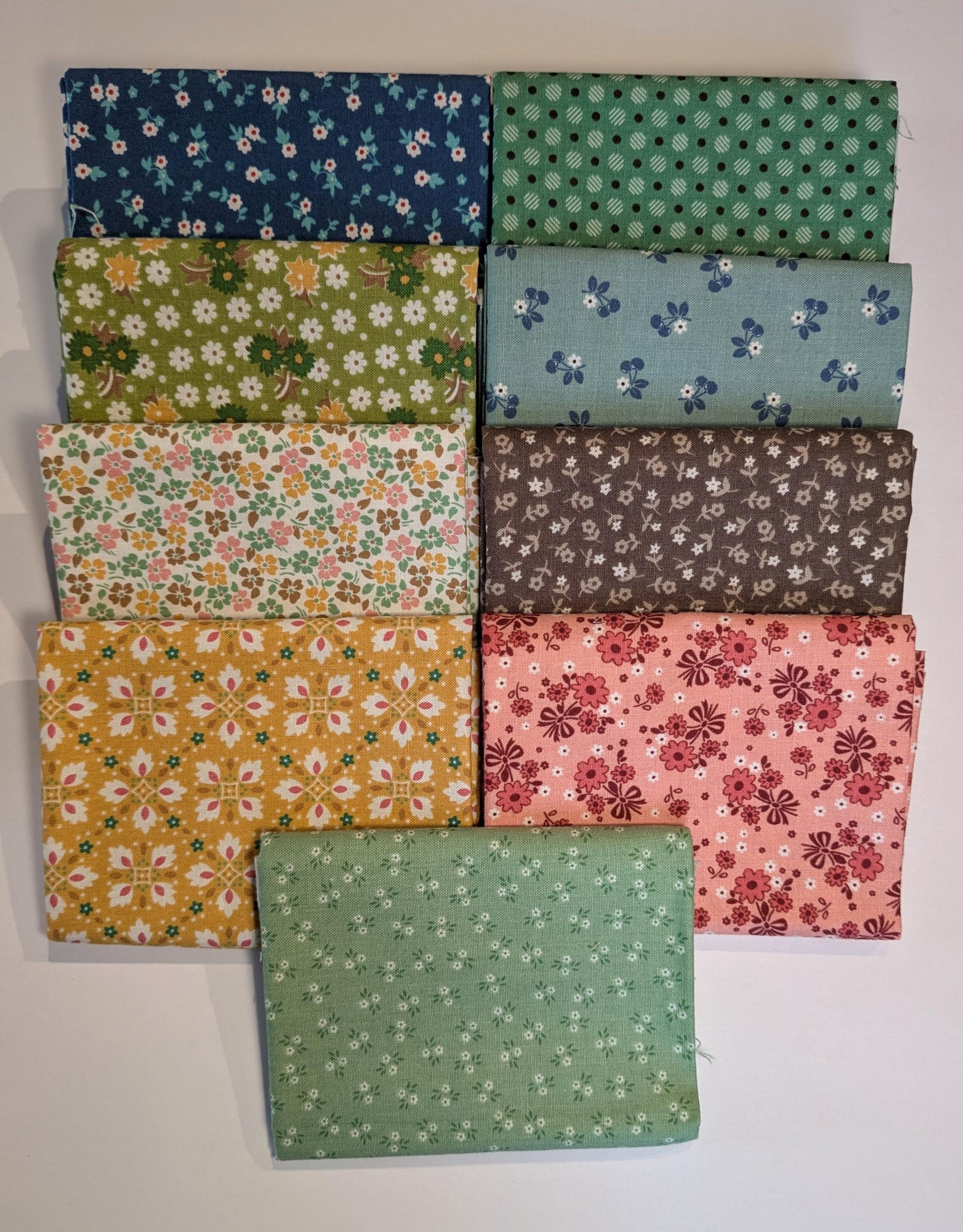 Loose Fat Quarters (3) by Lori Holt for Riley Blake Shop Cut Fat Quarters 9 to Pick and Choose Calico Home Town Cook Book Collections