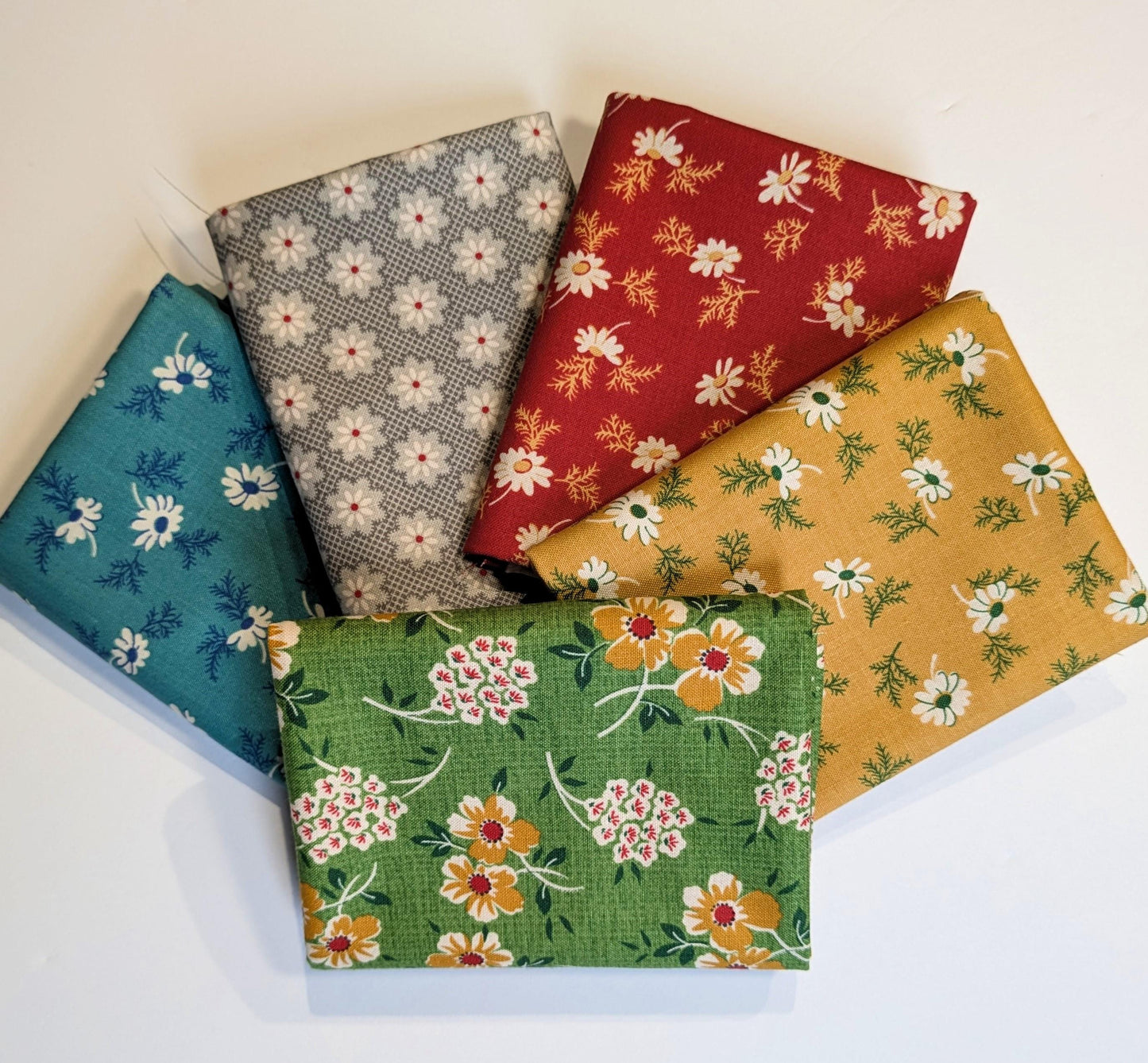 Loose Fat Quarters (4) Home Town Holiday by Lori Holt for Riley Blake 5 to Pick and Choose Your Favorite Print Fall and Holiday Colors