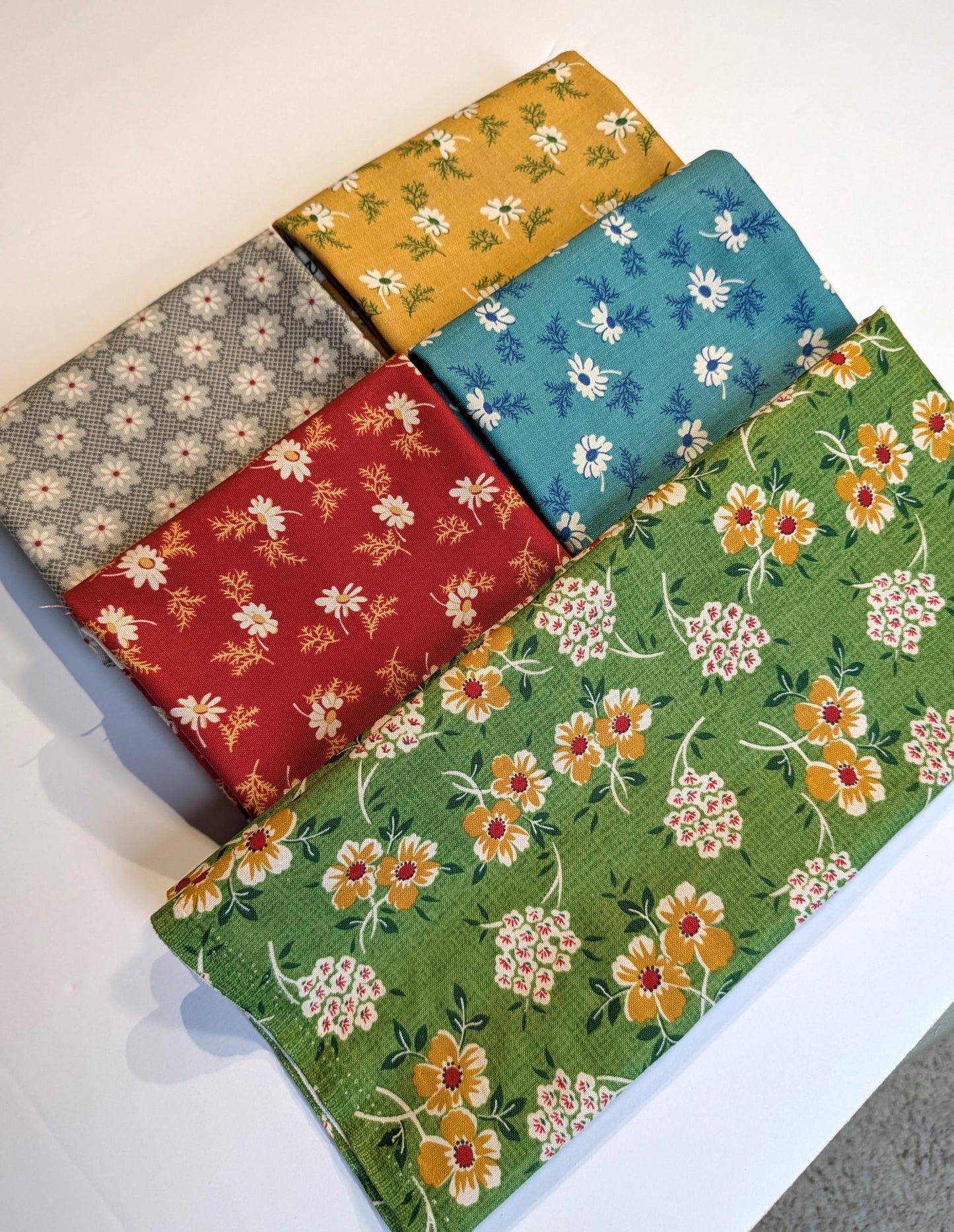 Loose Fat Quarters (4) Home Town Holiday by Lori Holt for Riley Blake 5 to Pick and Choose Your Favorite Print Fall and Holiday Colors