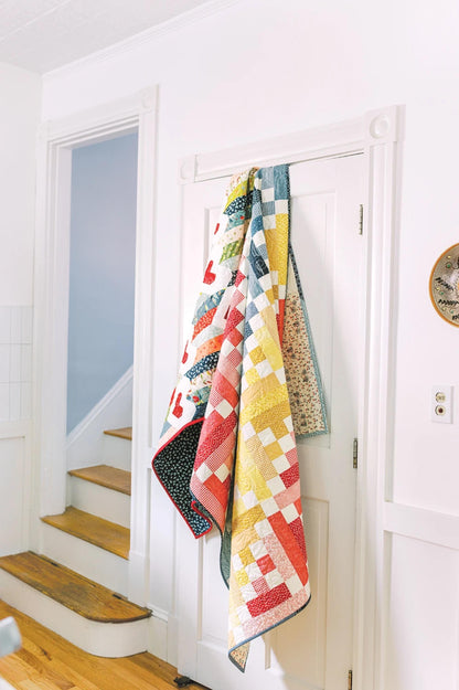 Not Your Typical Jelly Roll Quilts y Michelle Cain 14 Projects Using Jelly Rolls